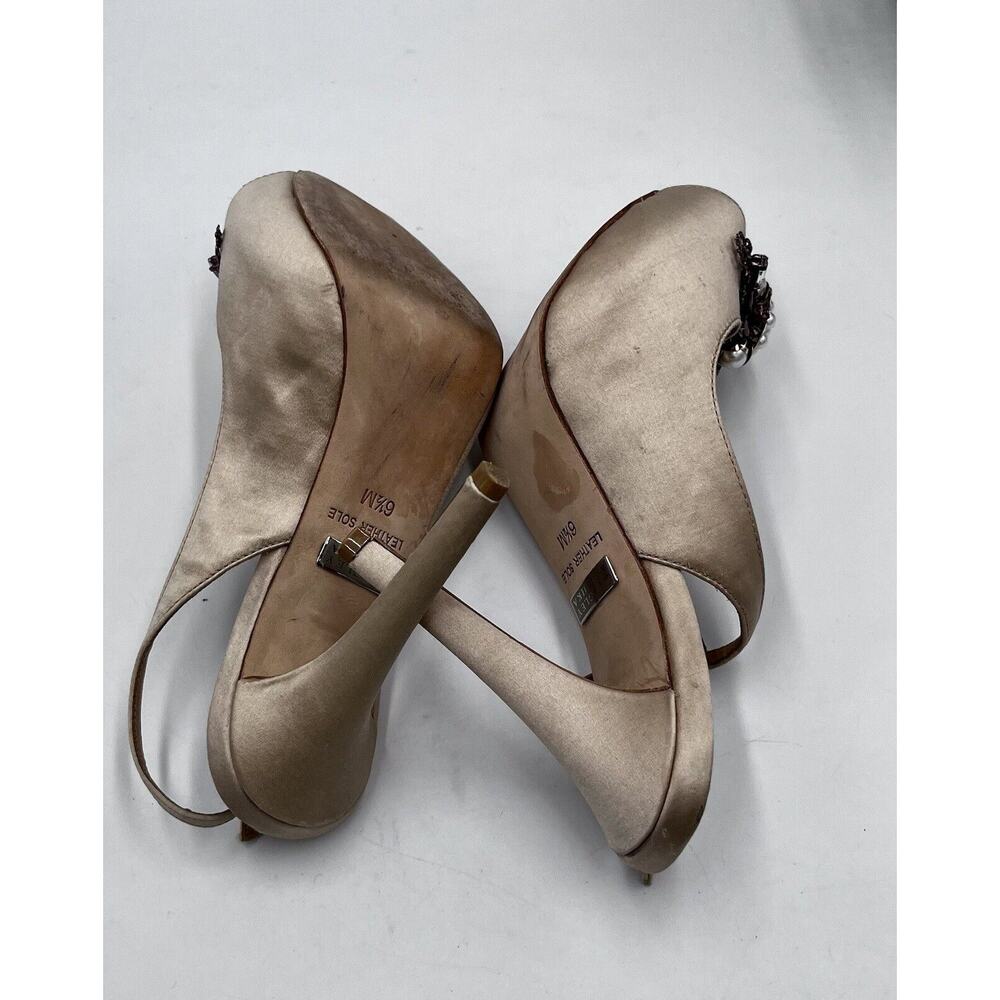Badgley Mischka Anita Satin Peep Toe Platform Stiletto‎ Flower Jewels Sz 6.5 - Picture 15 of 16